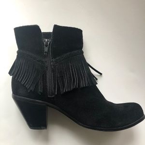 Gianni Bini Fay004 Black Suede Fringed Bootie with Box